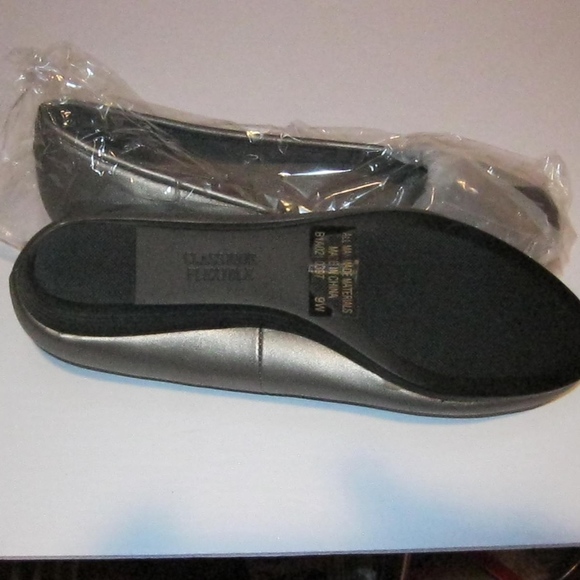 New, Pewter Ballet Flats, SZ. 9 Wide - Picture 3 of 4